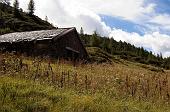 015 Baite lungo il sentiero verso il rifugio Calvi